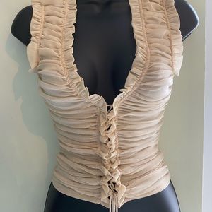 Bebe very sexy and feminine